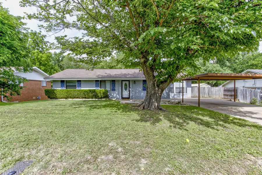 209 Case Street, Weatherford, TX 76086 - #3