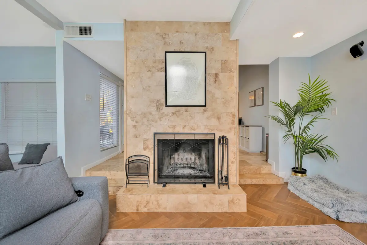 3115 Golden Oak, Farmers Branch, TX 75234 - #1