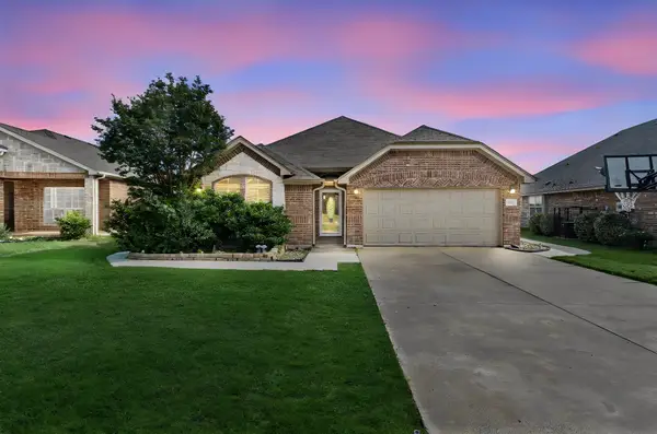 945 Jodie Drive, Weatherford, TX 76087