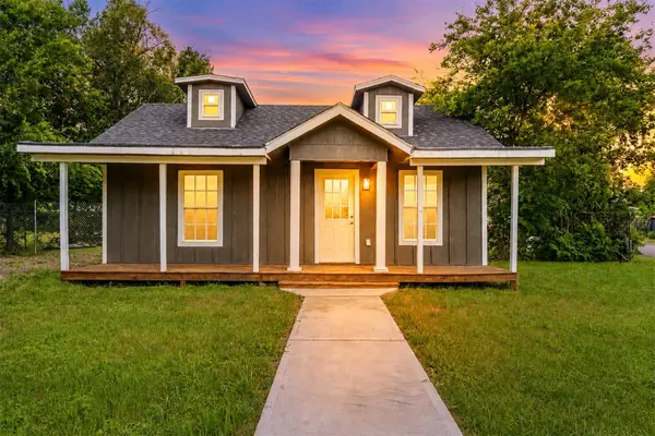3506 Harrison Street, Bellmead, TX 76705