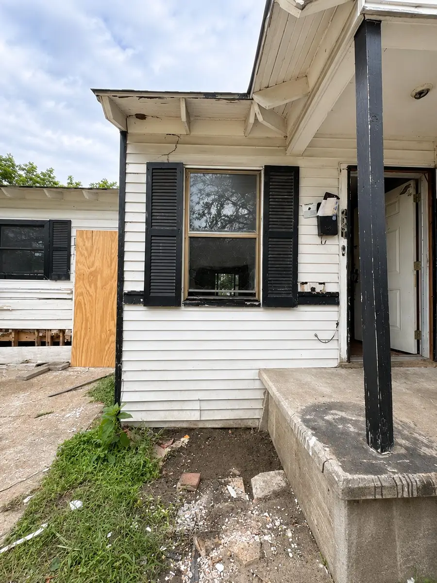 2951 E Ann Arbor Avenue, Dallas, TX 75216 - #2