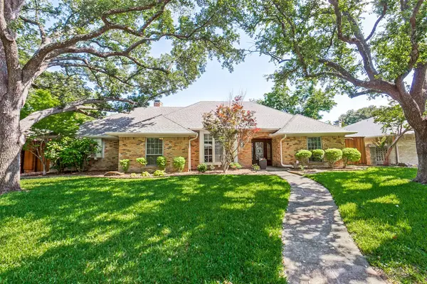 7822 Glenneagle Drive, Dallas, TX 75248
