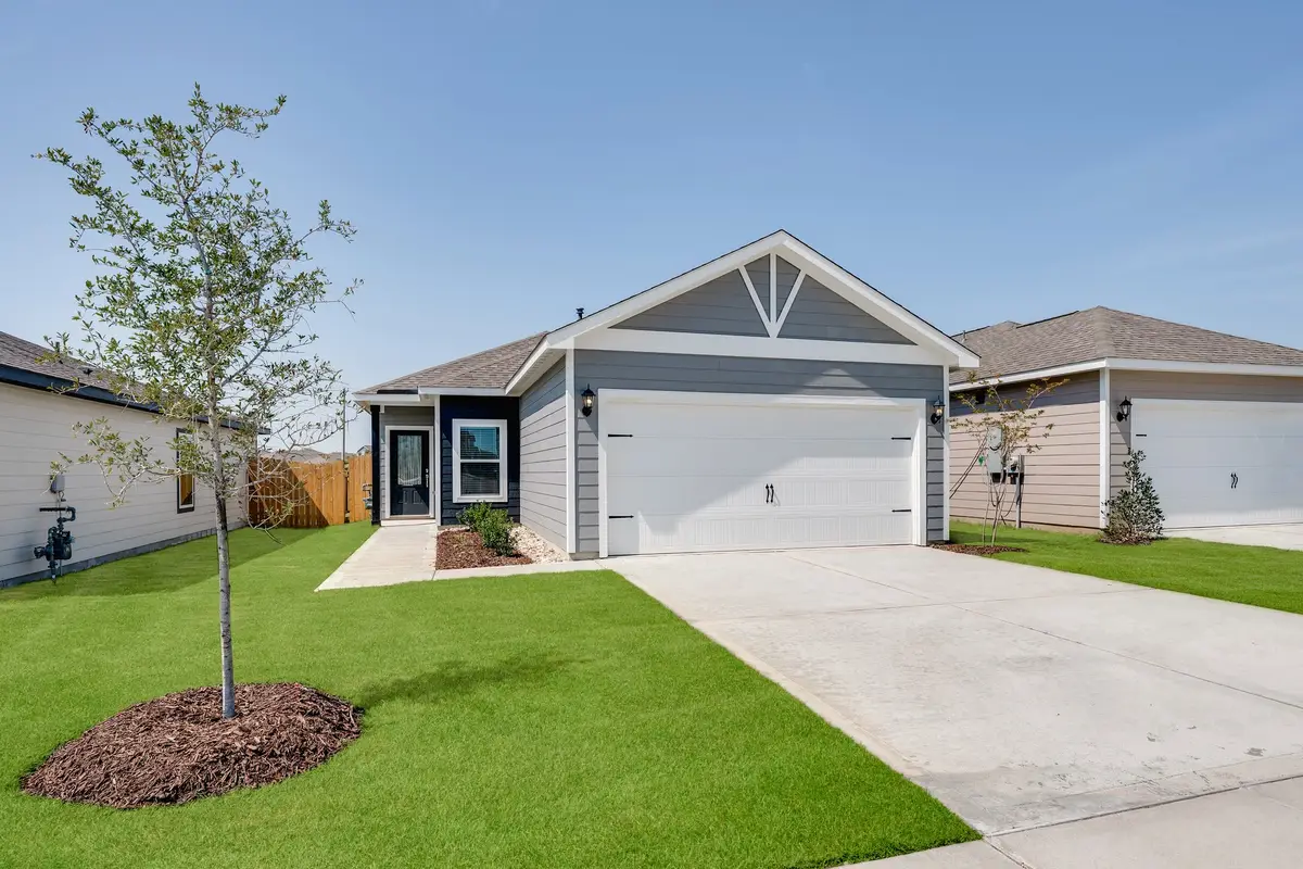 8325 White Wolf Trail, Ponder, TX 76259 - #1