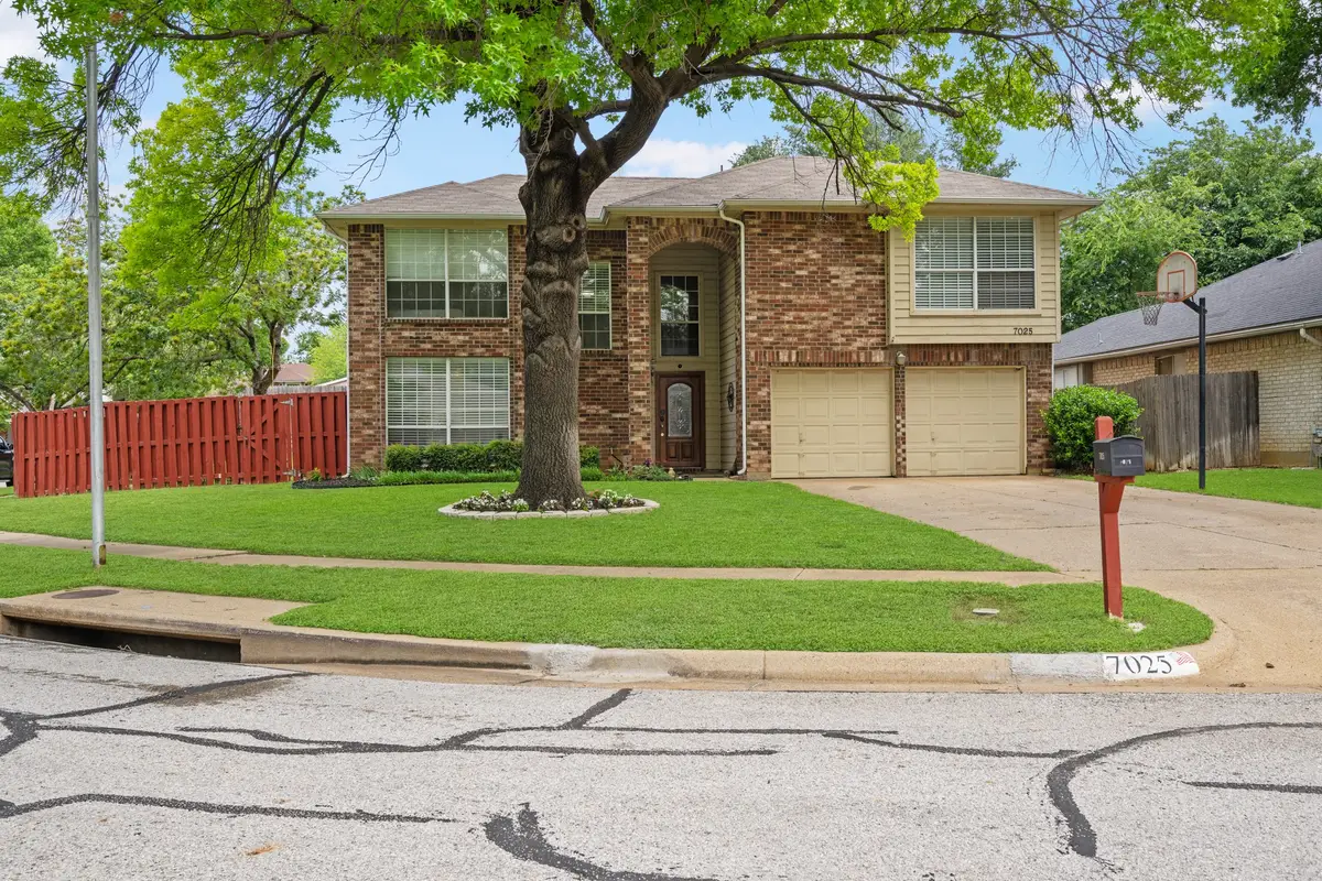 7025 Escondido Drive, Arlington, TX 76016 - #1