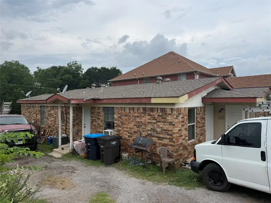 2917 Chestnut Avenue, Fort Worth, TX 76106 - #2