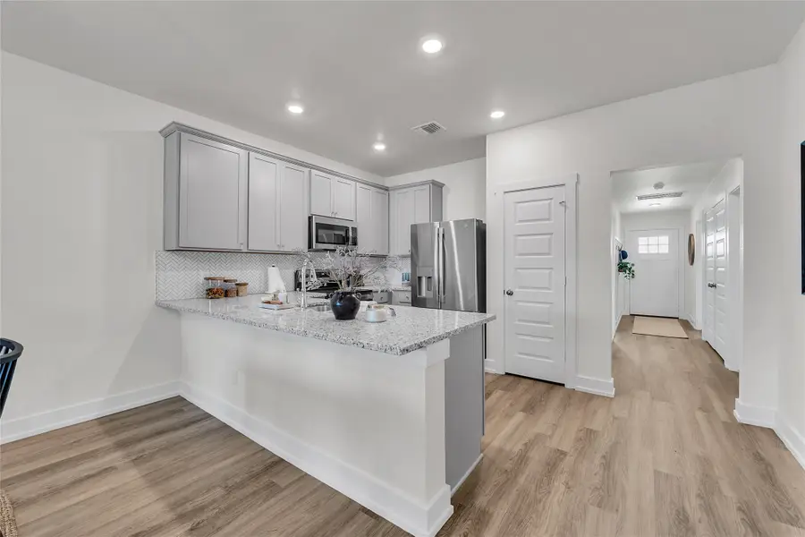 1018 College Avenue, Troy, TX 76579 - #3