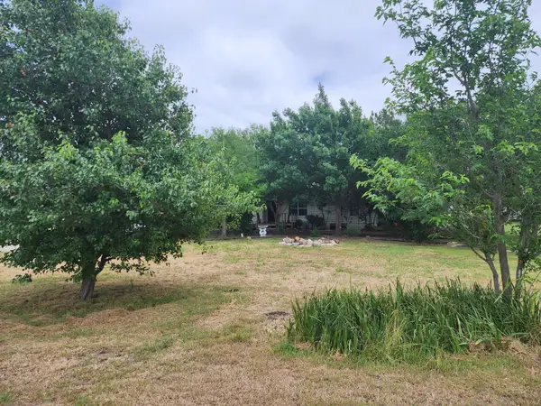 5538 Schluter Road, Ponder, TX 76259