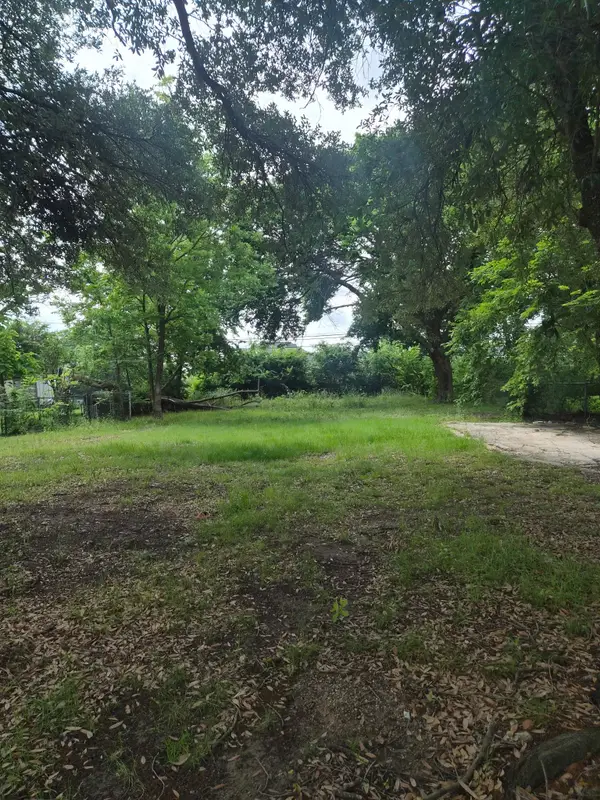 3507 Briscoe Street, Greenville, TX 75401