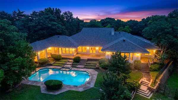 933 Mobley Road, Cedar Hill, TX 75104