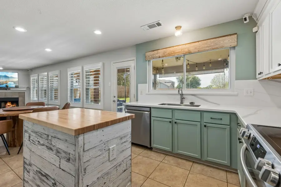 14037 Fontana Road, Northeast Tarrant, TX 76262 - #3