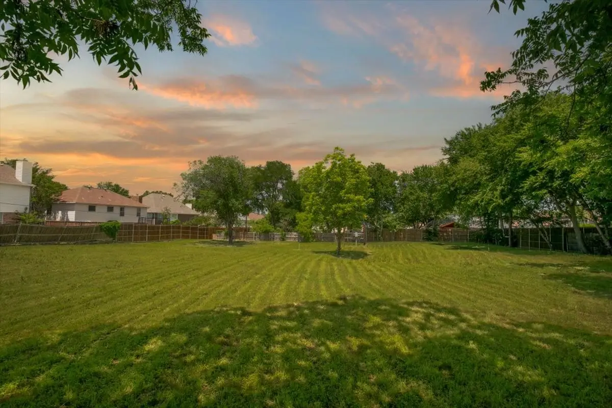 1000 Hughes Road, Grapevine, TX 76051 - #1