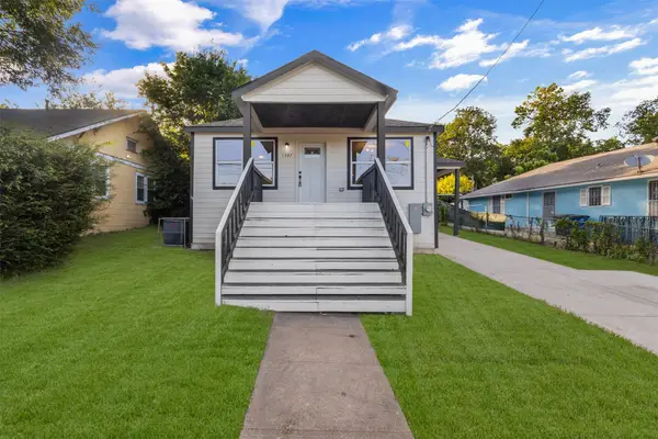 1507 E Waco Avenue, Dallas, TX 75216