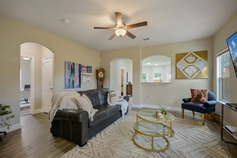 1239 E Woodin Boulevard, Dallas, TX 75216 - #3