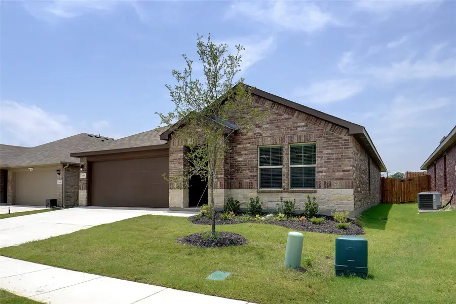 113 Anderson Mill Street, Azle, TX 76020 - #2