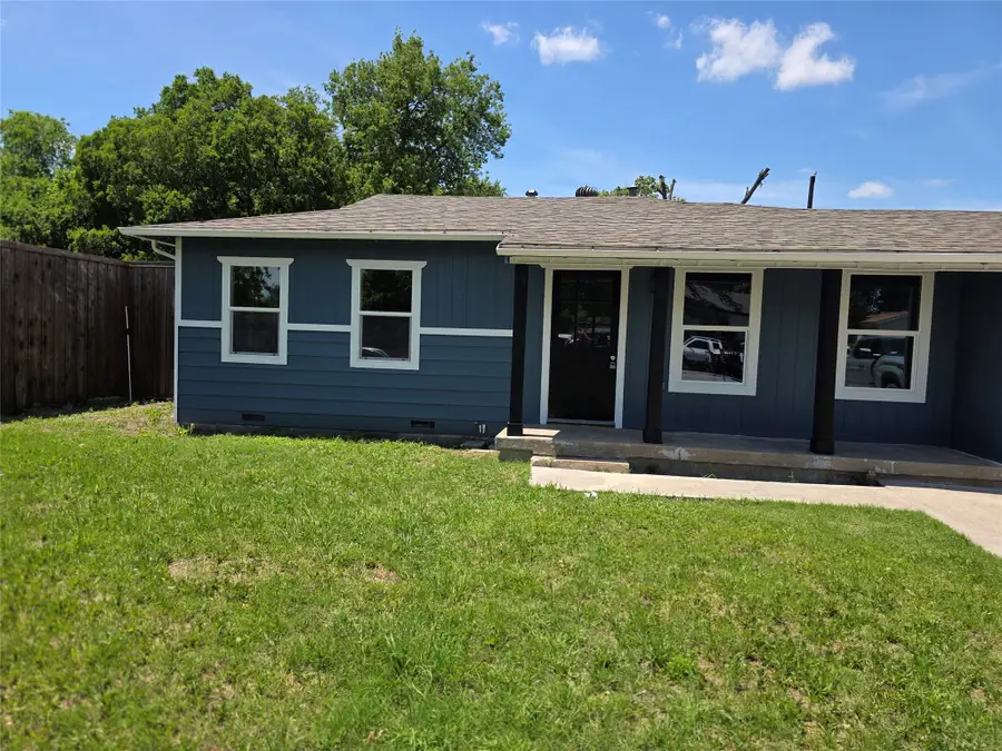 3913 Schwartz Avenue, Fort Worth, TX 76106 - #2