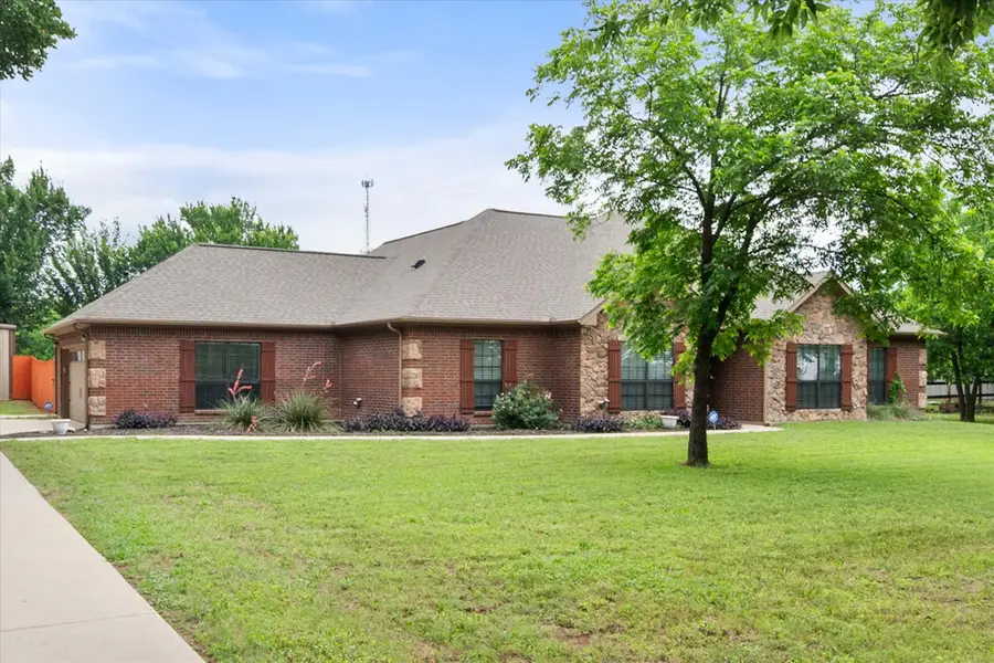2913 Bairds Lane, Burleson, TX 76028 - #2