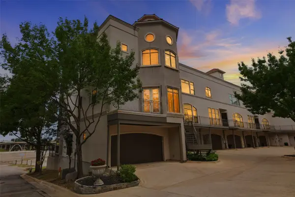 410 Mills Street, Fort Worth, TX 76102