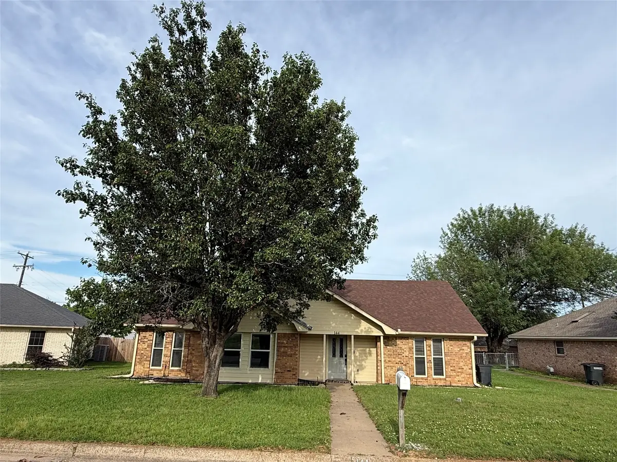 144 Hollie Circle, Sulphur Springs, TX 75482 - #1
