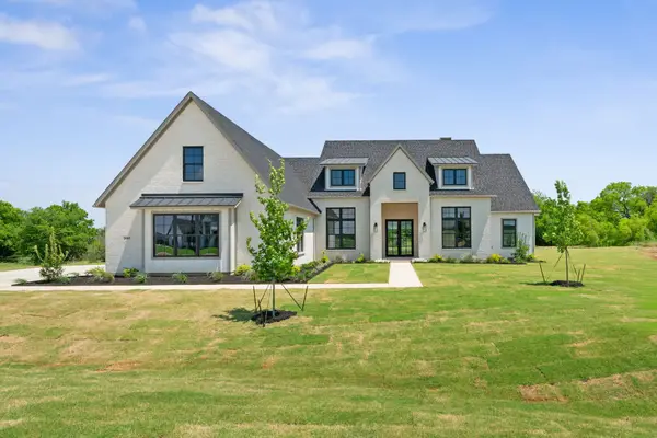 2608 Southbay Circle, Northlake, TX 76226