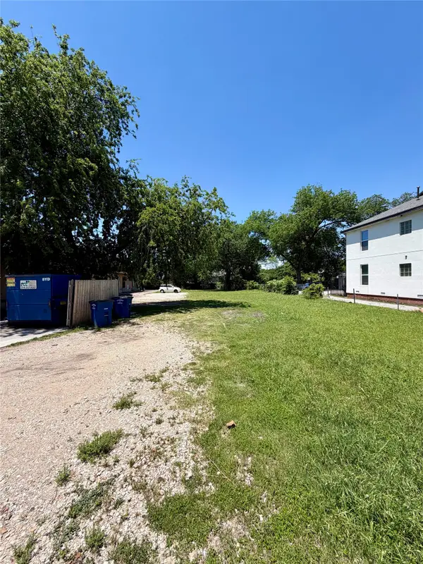 4601 Reiger Avenue, Dallas, TX 75246