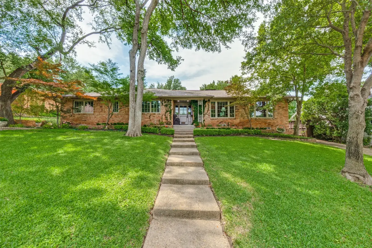 6828 Hyde Park Drive, Dallas, TX 75231 - #1
