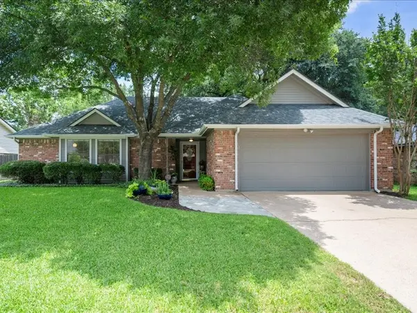 4507 Grey Dawn Drive, Arlington, TX 76017