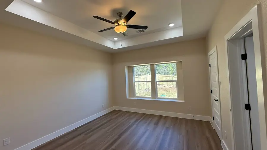 2619 Creekview Drive, Granbury, TX 76048 - #2