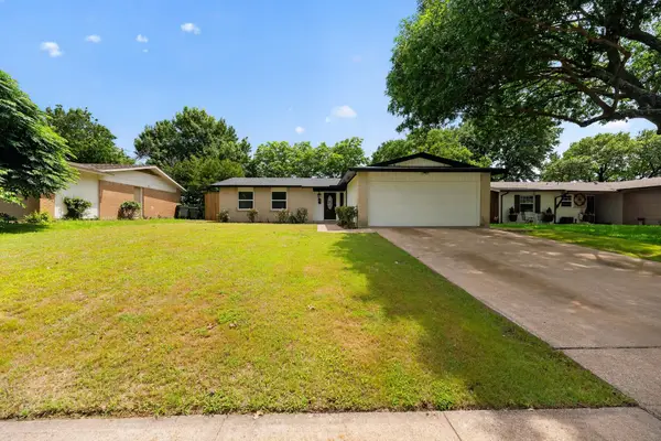 8617 Flicker Lane, Dallas, TX 75238