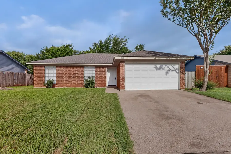5908 Willow Valley Drive, Arlington, TX 76017 - #2