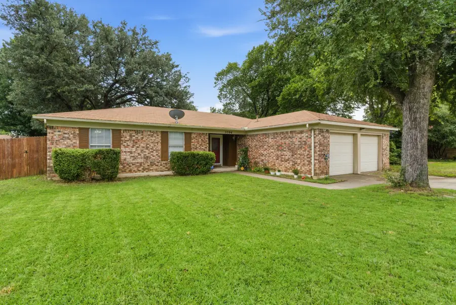 5506 Grantmont Drive, Arlington, TX 76016 - #3