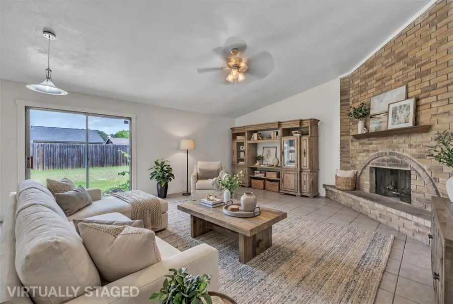 6705 Greenfield Drive, Arlington, TX 76016 - #3