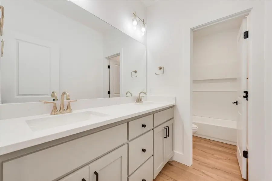 1807 Franklin Avenue, Bonham, TX 75418 - #3