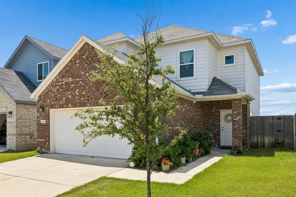 245 Michelle Drive, Grand Prairie, TX 75051 - #1