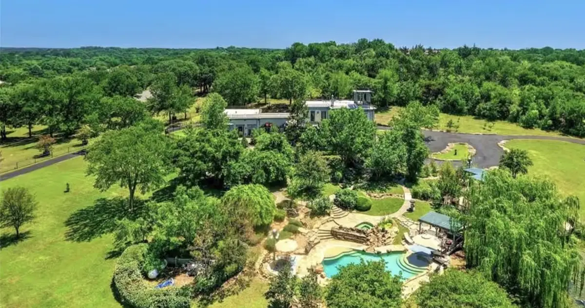 310 Ball Park Loop, Denison, TX 75020 - #1