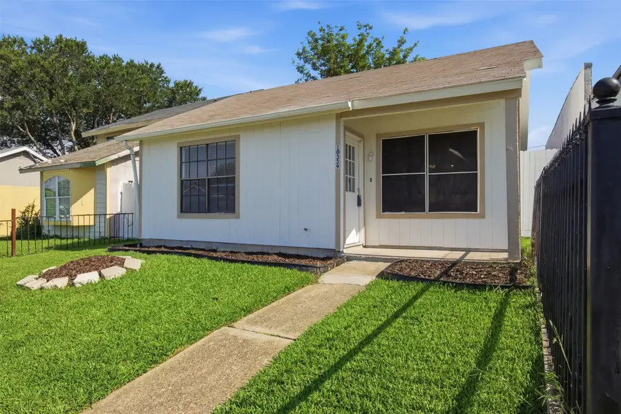 10339 Limestone Drive, Dallas, TX 75217 - #2