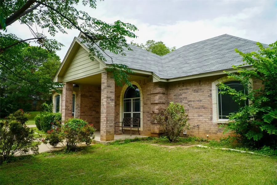 404 E Oakdale Street, Keene, TX 76059 - #2