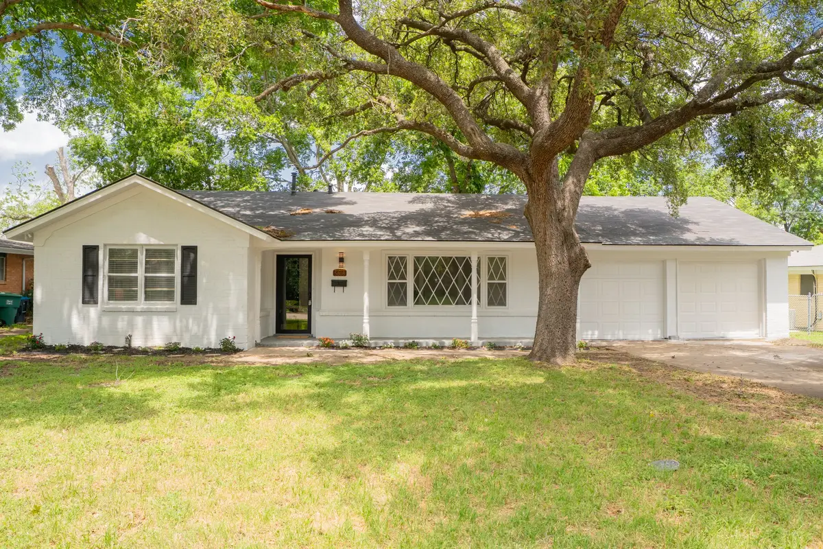 5808 Wales Avenue, Fort Worth, TX 76133 - #1