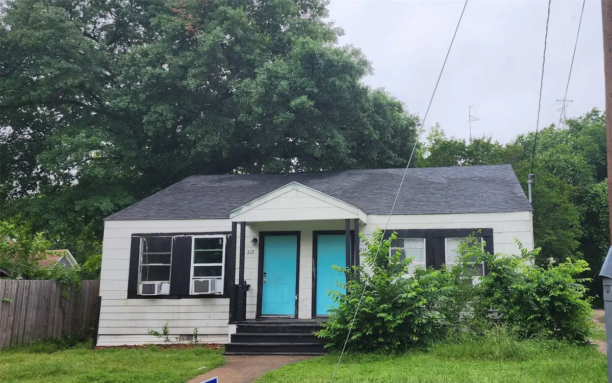 212 N 19th Street, Corsicana, TX 75110 - #1