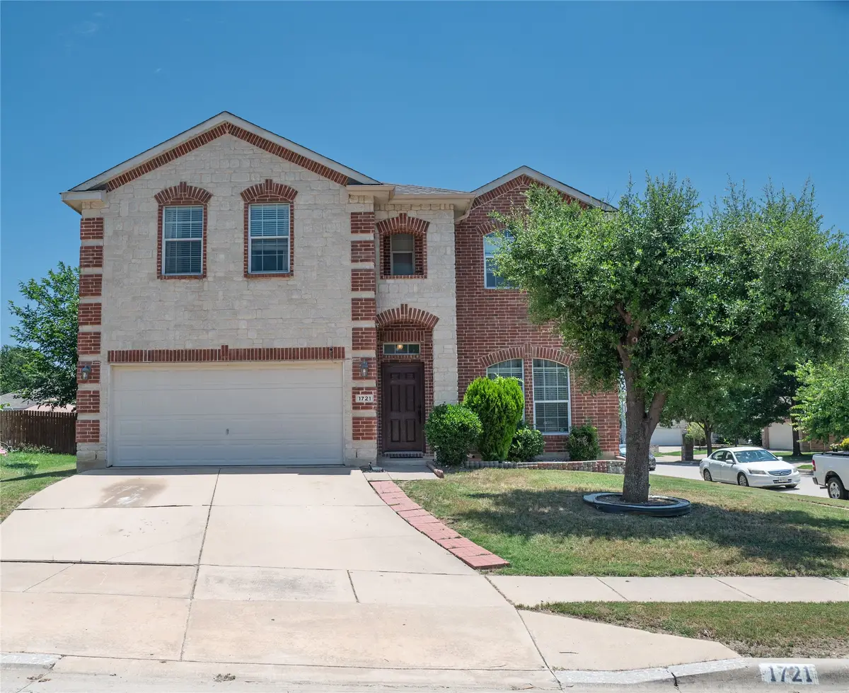 1721 Grassy View Drive, Fort Worth, TX 76177 - #1
