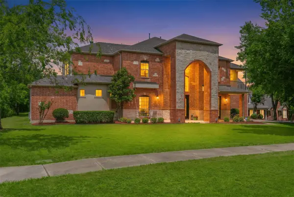 626 Oak Tree Cove, Cedar Hill, TX 75104