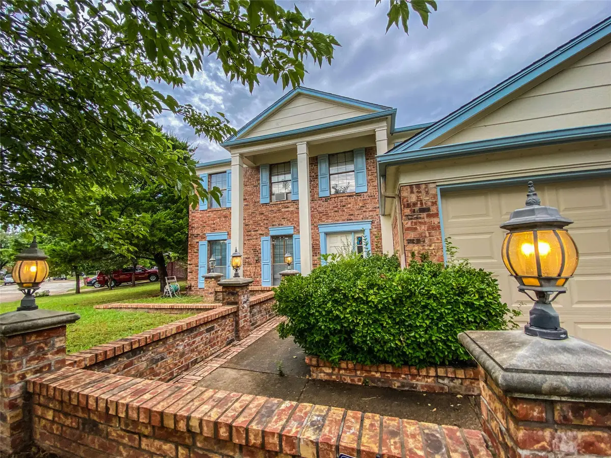 4250 Claremont Drive, Grand Prairie, TX 75052 - #1