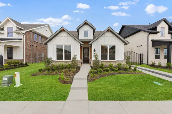 1907 Mitchell Drive, Van Alstyne, TX 75495