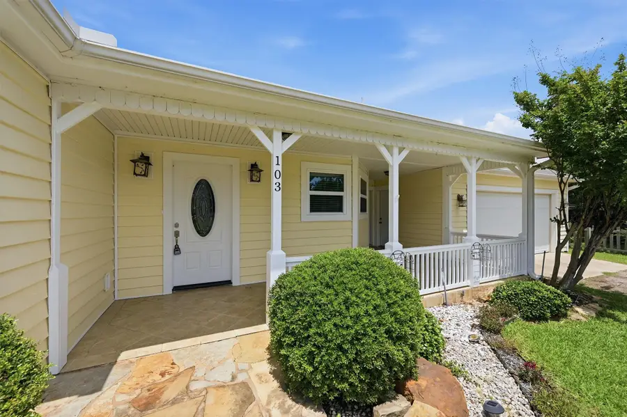 103 Seminole Drive, Gainesville, TX 76240 - #3