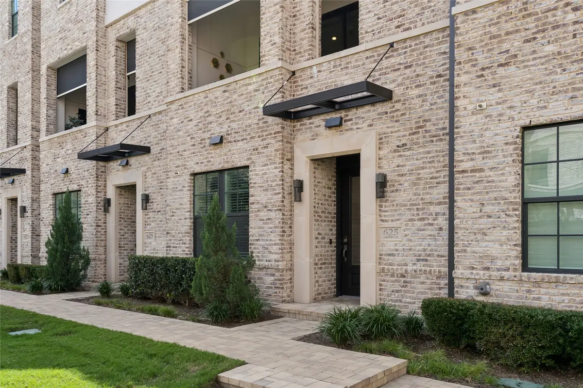 625 Dalton Lane, Irving, TX 75039 - #1