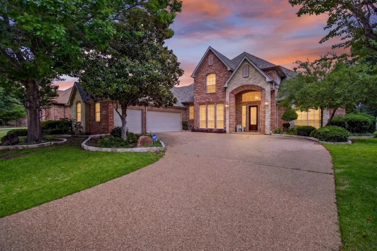 865 Thomas Crossing Drive, Fort Worth, TX 76028 - #1