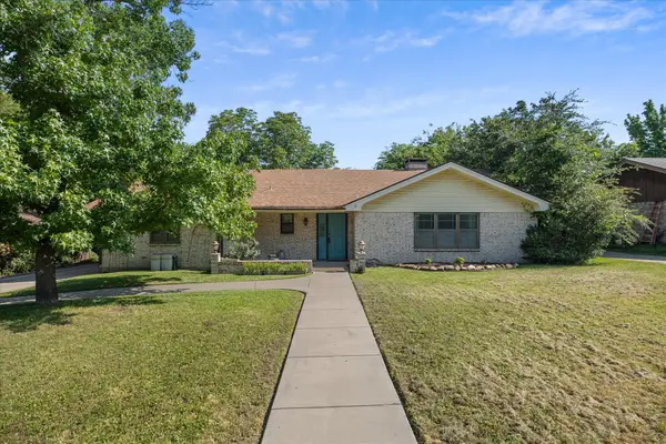 2308 Royal Lane, Greenville, TX 75402