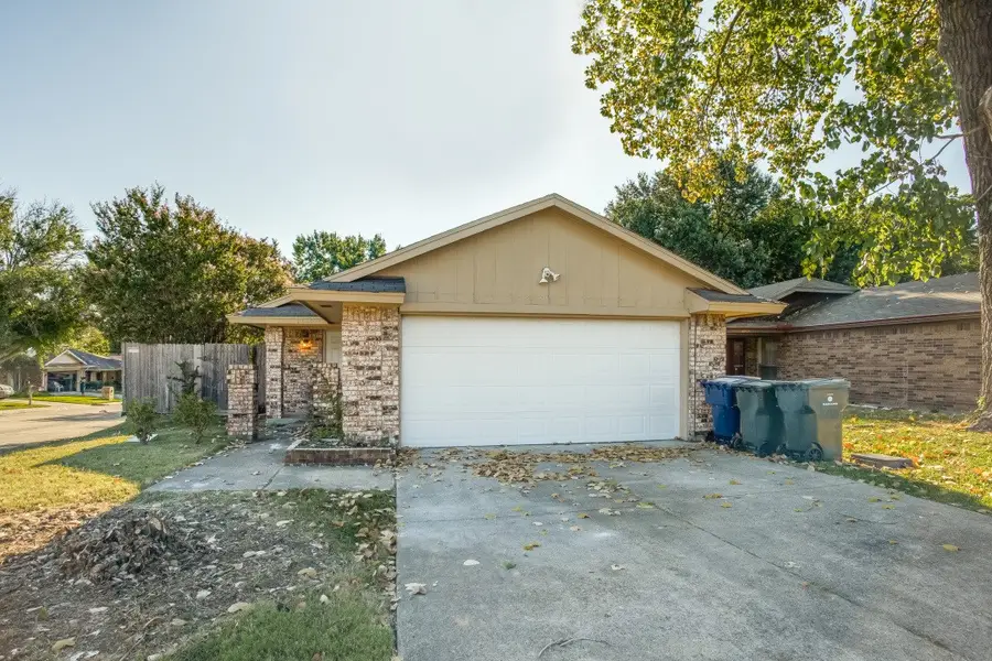 5102 Lakeridge Court, Garland, TX 75043 - #2