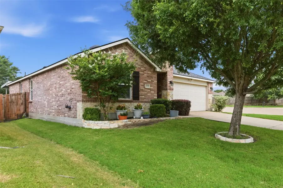 105 Honeysuckle Court, Fate, TX 75189 - #2