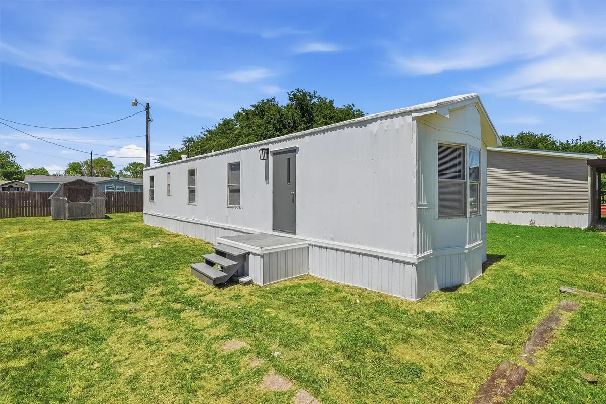 902 Flamingo, Granbury, TX 76049 - #1
