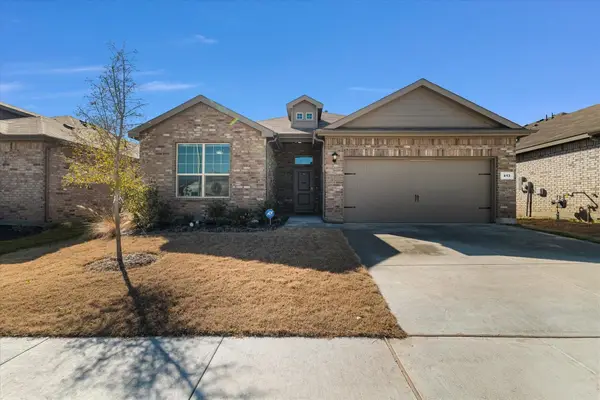 413 Drowsy Water Trail, Fort Worth, TX 76131